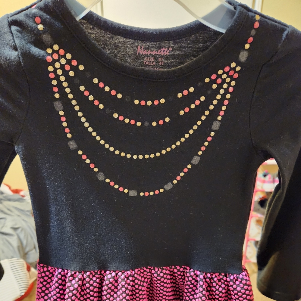 Girls dress